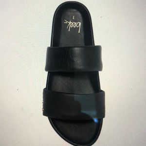 BEEK Macaw Leather Flat Womens 10